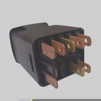 Interruptor Pisca-Alerta 8 Term 24V Comut