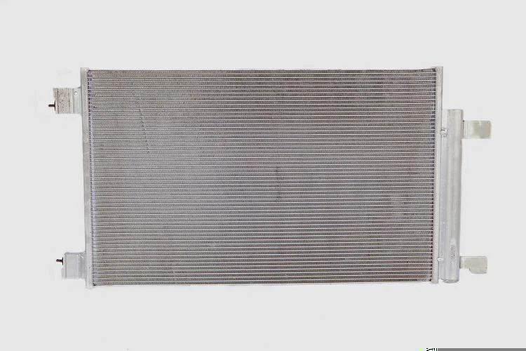 Condensador DENSO BC447740-3850RC